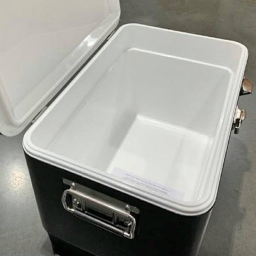トミーバハマ 54クォート (51L) スチールクーラーボックス
