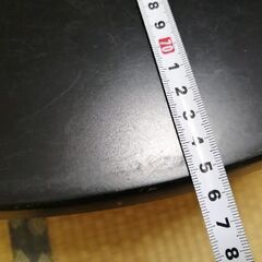 円形ローテーブル黒(直径約75㎝)の画像