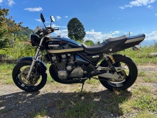 売ります　カワサキゼファー400綺麗車検２年付