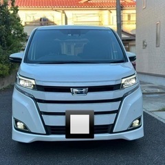 トヨタ ノア ハイブリッド 令和2年です 距離6万です 車検7年...