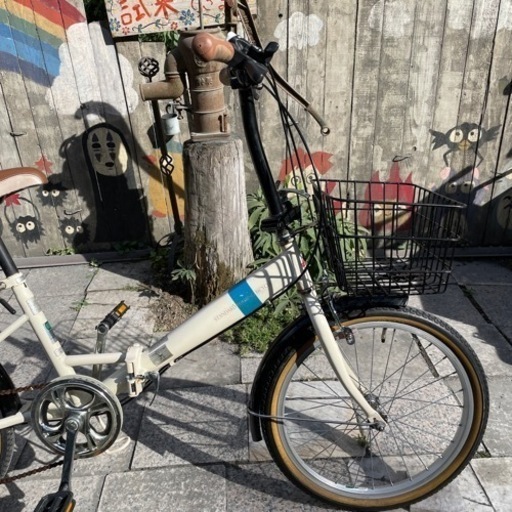 【3752】折り畳み  20インチ  8,300円（防犯・税込）