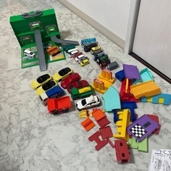 【お譲り決定】ポケットトミカタウン〜ミニ、ハッピーセット〜