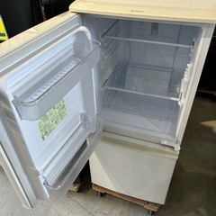 配達可【冷蔵庫】【シャープ】?6カ月保証付 クリーニング済み【管理