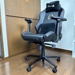 【成約しました】Secretlab OMEGA シークレットラボ　ゲーミングチェア