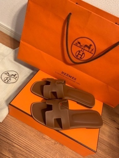 エルメスオランサンダル