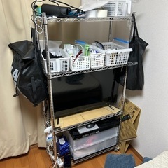 無料！アイリスオーヤマTV型番32WB10P！ラックとTVセット...