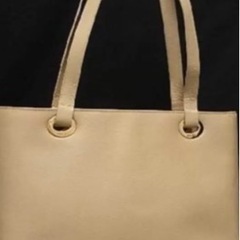 グッチ　バック☆クリーム色