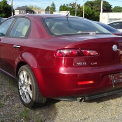 左ハン3.2L6速MT4WD　最上位グレードのアルファロメオ　お直しベース　159の画像