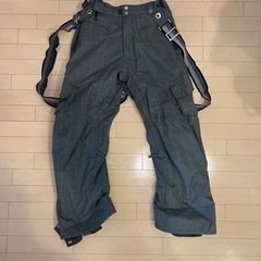 スノーボードウェア格安でお譲りします。の画像
