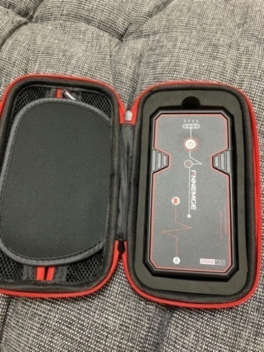 FNNEMGE ジャンプスターター 電流2000A 大容量 21800mAh 12V エンジンスターター