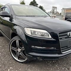 アウディQ7