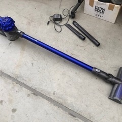 dyson ダイソン コードレスクリーナーSV08 