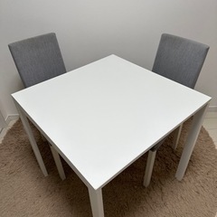 IKEA ダイニングテーブル メルトルプの画像