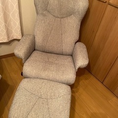 ニトリ　リクライニングチェア　(お値下げ不可)