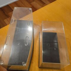 コレクションケース　8個と1個の画像