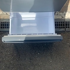 引き取り限定！アクア冷蔵庫272L 2017年製の画像