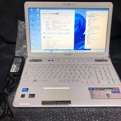 東芝 Qosmio T551/T4EW(PT551T4EBFW)...