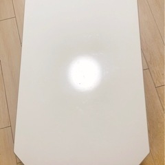 お取引決定済【無料】折り畳み式ローテーブルの画像