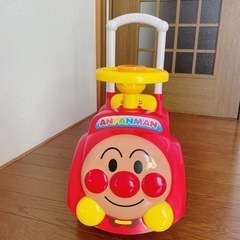 セール中！アンパンマンカー　メロディ付き