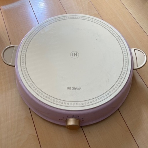 【ほぼ未使用】IHコンロ　アイリスオーヤマIHL-R14-PA