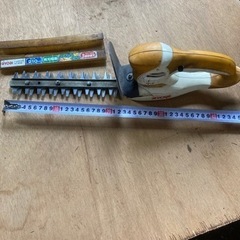 生垣バリカン1
の画像