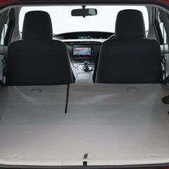 【トヨタが誇る燃費が良い車！！】　安定性抜群でデザイン人気も高い...