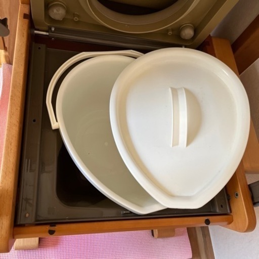 介護用ポータブルトイレ『さわやかチェアPT肘掛けはねあげ』