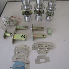 ドアーノブ　3本　他