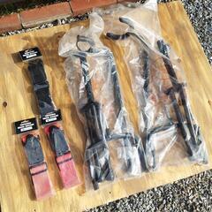 ギタースタンド新品×2・ギターストラップ×3　まとめ売り