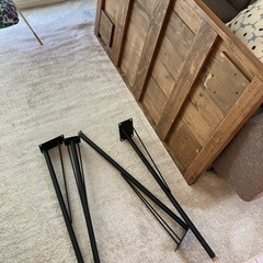 【差し上げます】ダイニングテーブルの画像