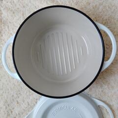 Vermicular☆バーミキュラ 22㎝☆OVEN POT ROUND 白