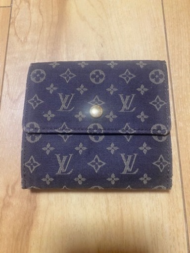 LOUIS VUITTON   財布