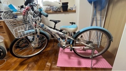 (美品)子供用自転車 22インチ シマノ6段変速 LEDオートライト 女の子向け