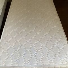 【美品】マニフレックス　マットレス　シングル