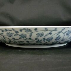 ☆橘吉 からくさ 大皿 和食器 直径28cm 和皿 唐草 たち吉 札幌 北20条店の画像