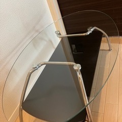 【済】ニトリ　ガラステーブルの画像