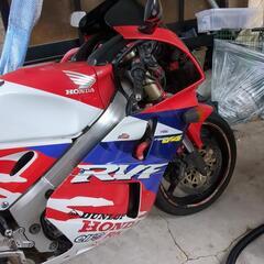 RVF400の画像