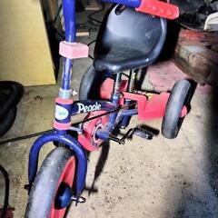 三輪車、大人のサポーターの伸縮棒ありの画像