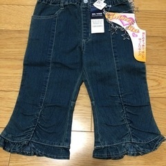 値下❗️新品❗️子供130七分丈ジーンズ アクセサリーチェーン付