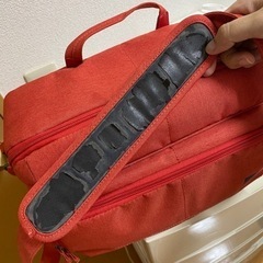 TUCANO 一眼レフカメラショルダーバッグ カメラバッグ レッドの画像