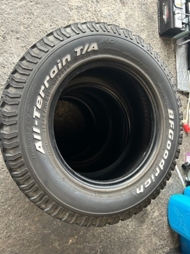 BF グッドリッチ225/70R/16 デリカ　パジェロ　プラド、ハイラックス