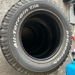 BF グッドリッチ225/70R/16 デリカ パジェロ プラド、ハイラックス