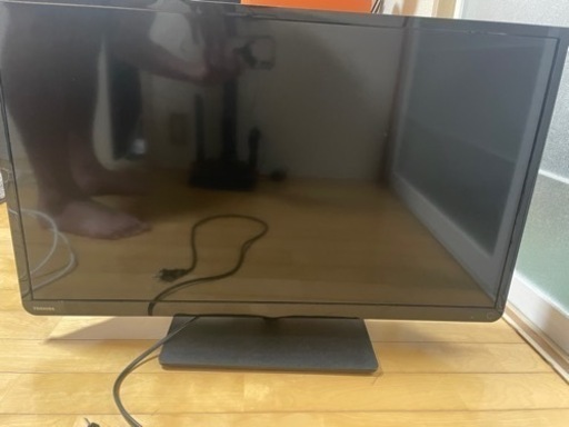 TOSHIBA 32型　テレビ