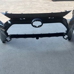 トヨタ RAV4 フロントパンパー 黒 
