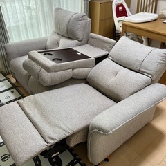 電動リクライニングソファの画像