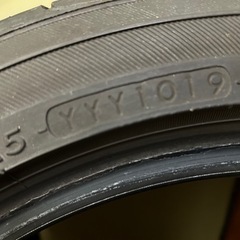 中古タイヤの画像