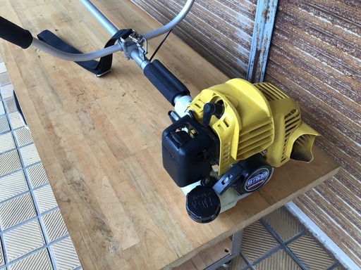 9月7日引き渡し予定者決定　丸山エンジン草刈り機　新品替え刃交換済み