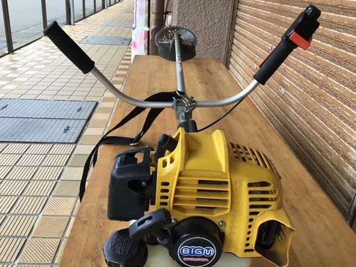 9月7日引き渡し予定者決定　丸山エンジン草刈り機　新品替え刃交換済み