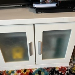 テレビ台収納の画像