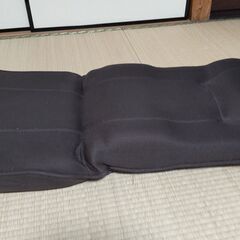 ニトリで購入した座椅子　カバー付き（ブラウン）の画像